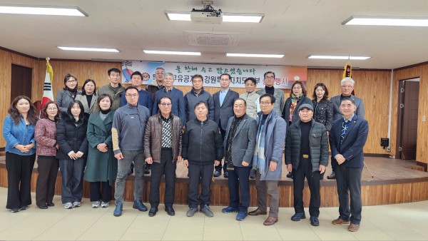 e92e45b6cf02f8ac0117a89aed5d9602_1764918638_249.jpg e92e45b6cf02f8ac0117a89aed5d9602_1764918638_249.jpg